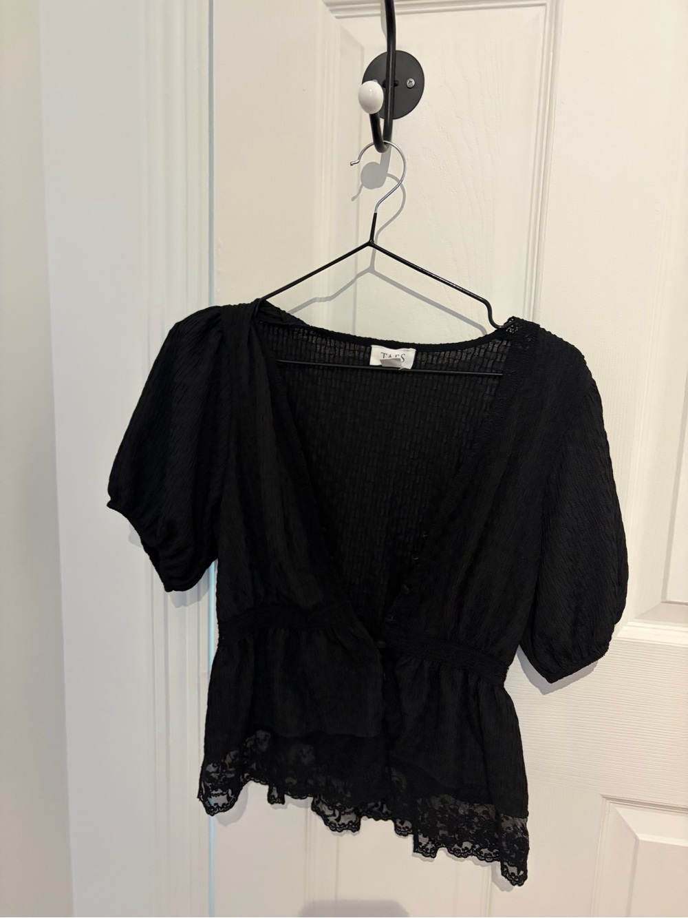 Black Lace-Hem Puff Sleeve Blouse
